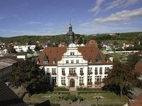 Schule (Bildnachweis: Tourist-Info B�tzingen)